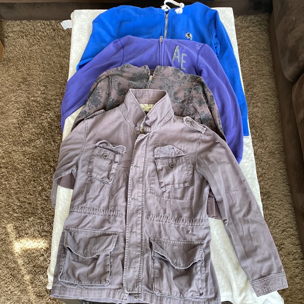 One Coat & 3 Jackets from Express, American Eagle, Urban Outfitters🤍
